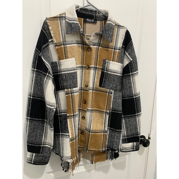 Blue B Collection Jackets & Blazers - Blue B Collection Plaid Shacket Tan Black White Frayed Hem Mixed Print Medium
